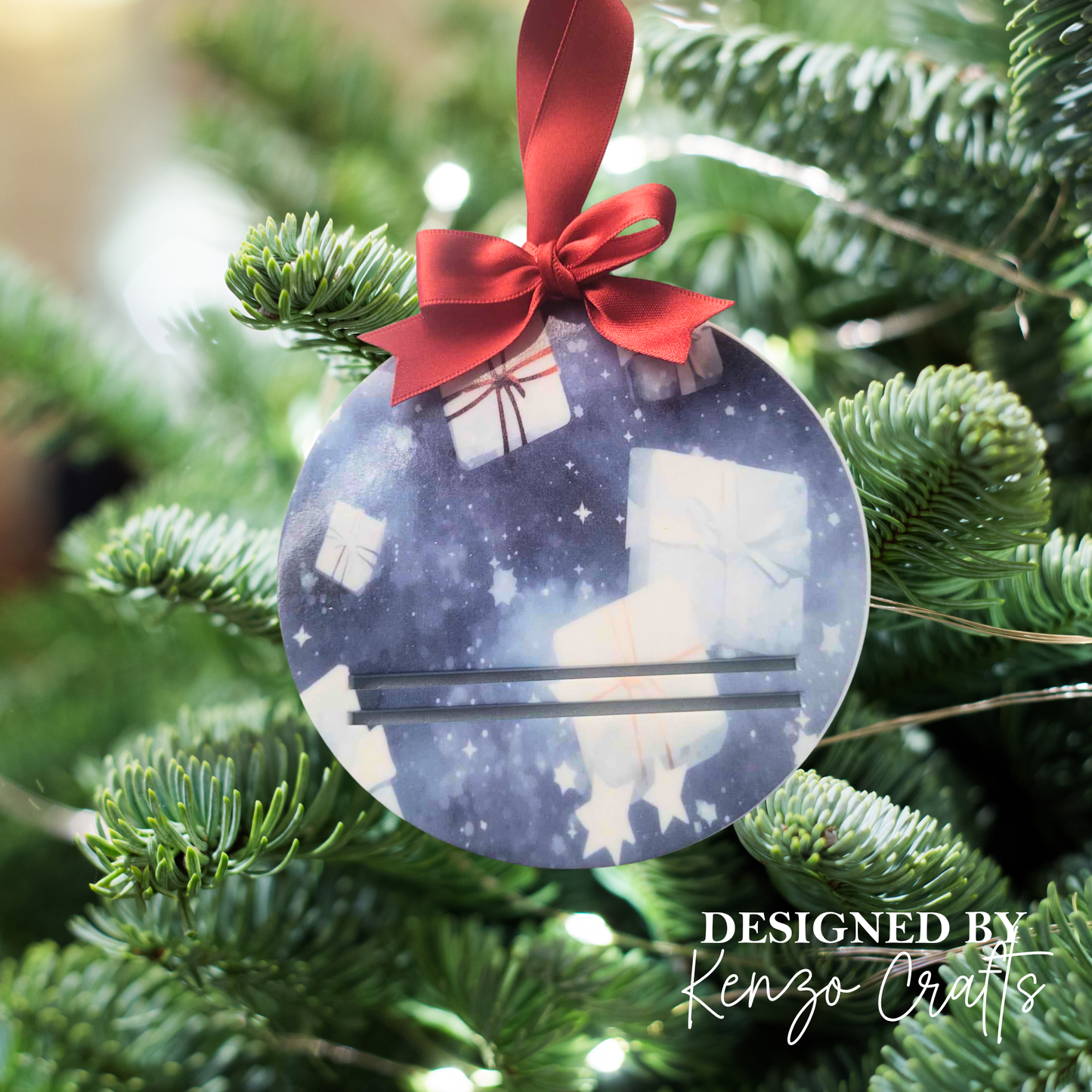 Personalised Christmas Money Bauble – Tree Design